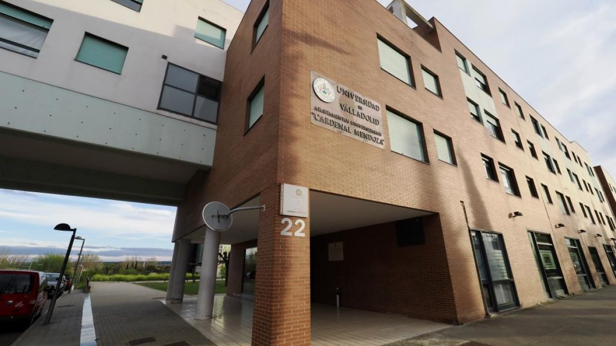Apartamentos universitarios Cardenal Mendoza