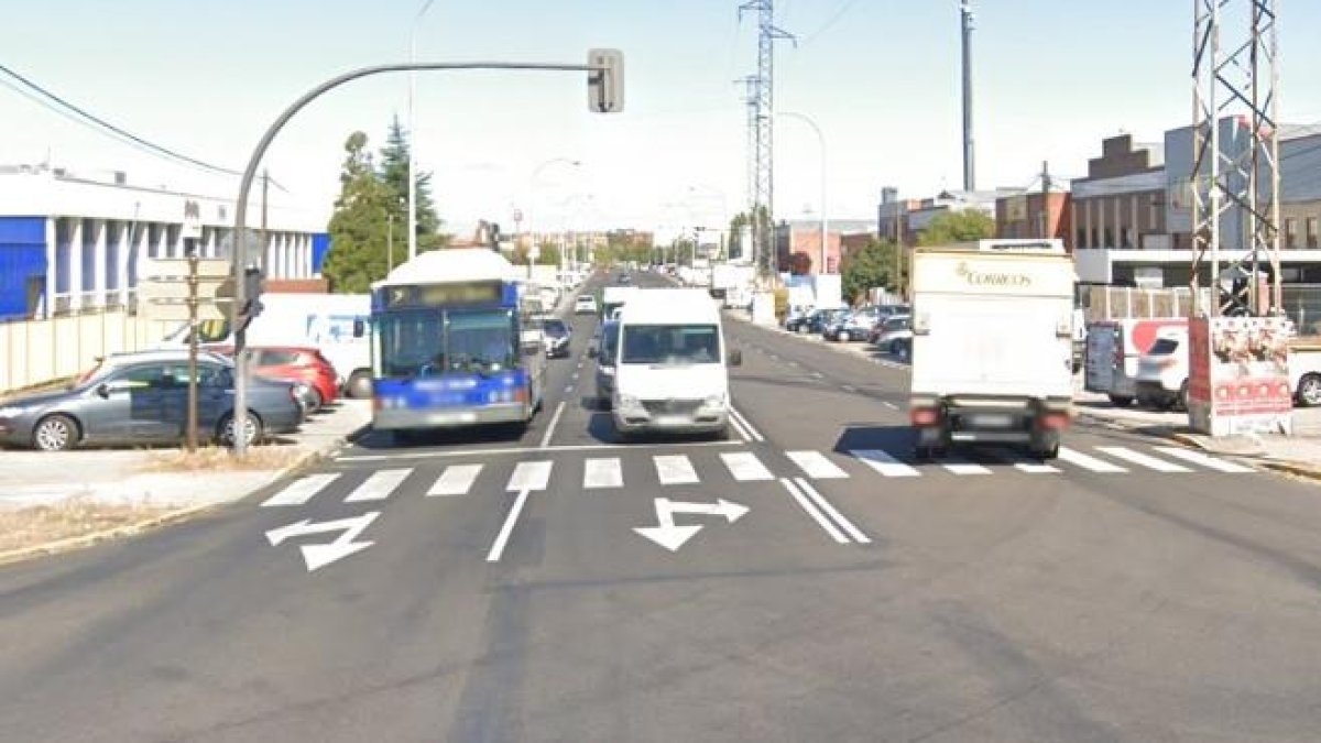 Calle Pirita con Aluminio donde discurrirá el carril bici.