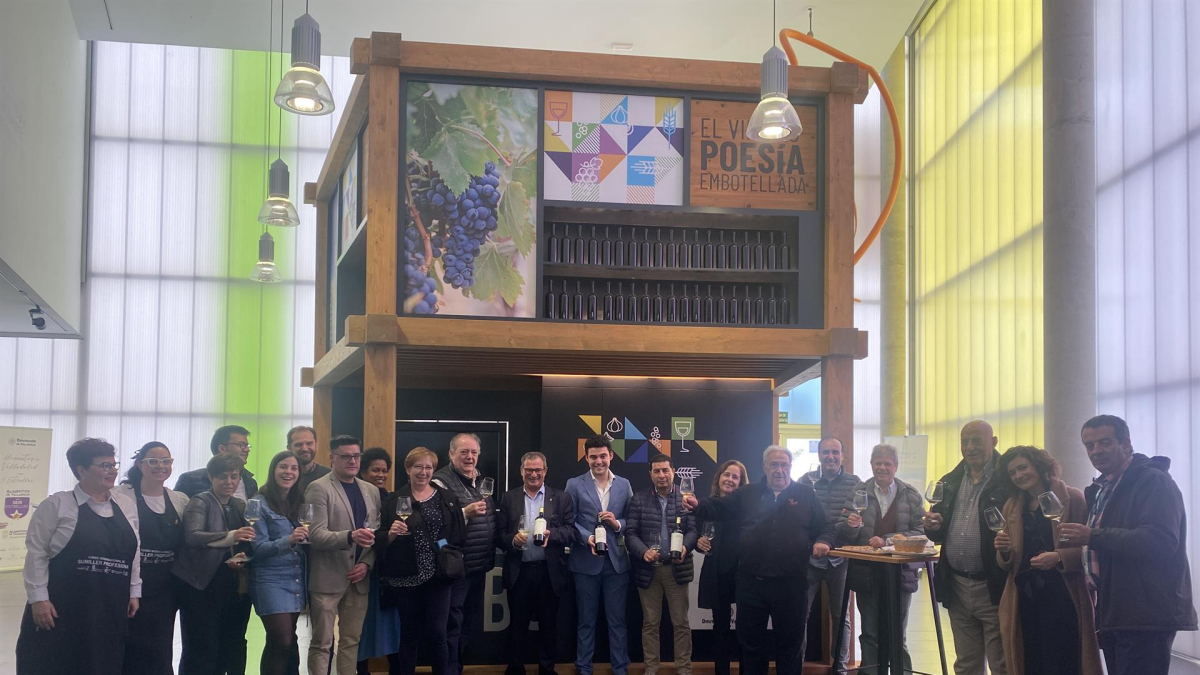 Imagen de la cata de vinos en los Premios Sarmiento 2024.