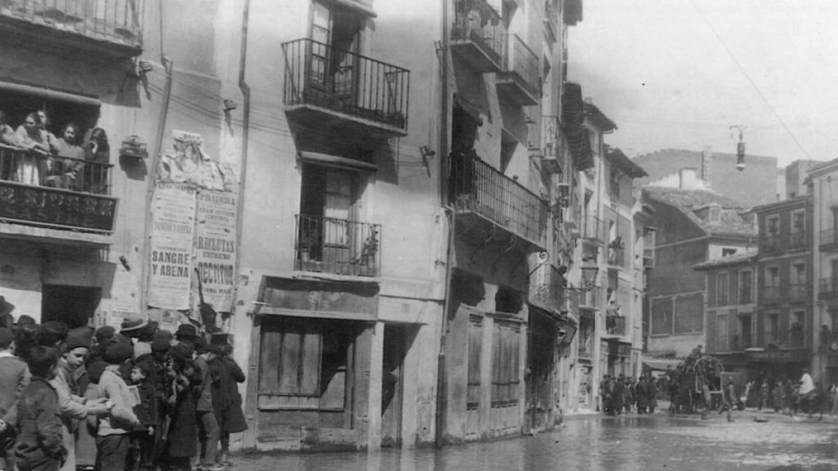 La calle de Las Angustias en 1924