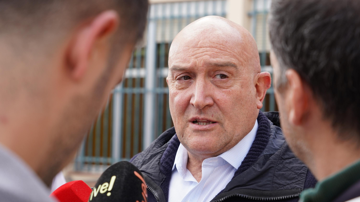 El alcalde de Valladolid Jesús Julio Carnero valora la decisión del presidente del Gobierno.