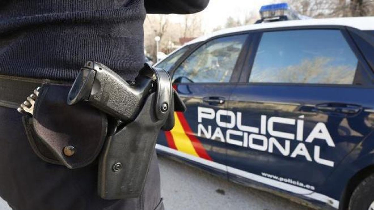 Imagen de archivo de un agente de la Policía Nacional.