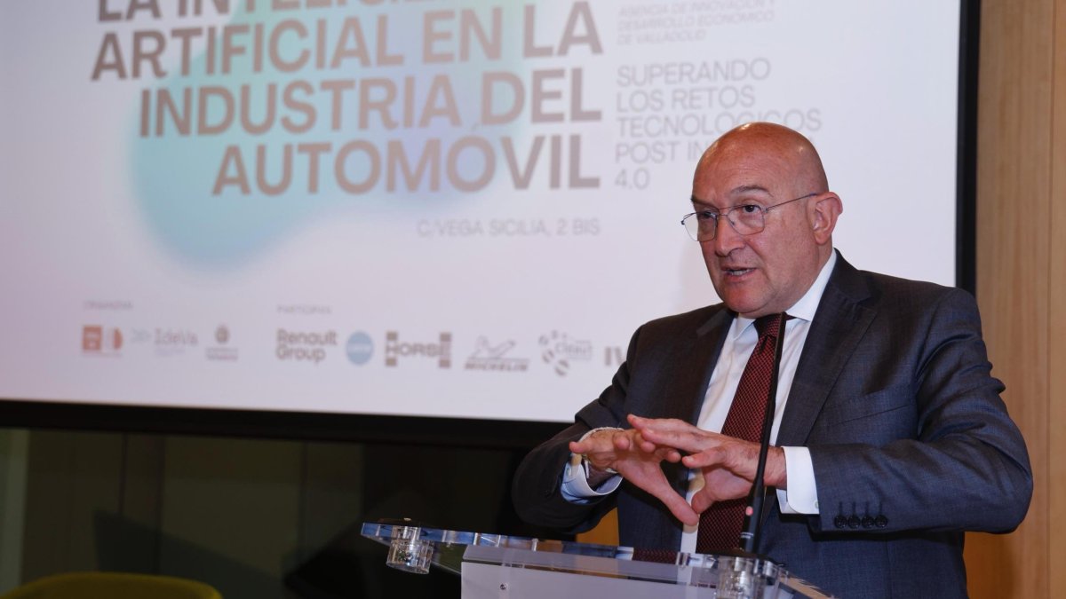 Carnero interviene en unas jornadas de inteligencia artificial