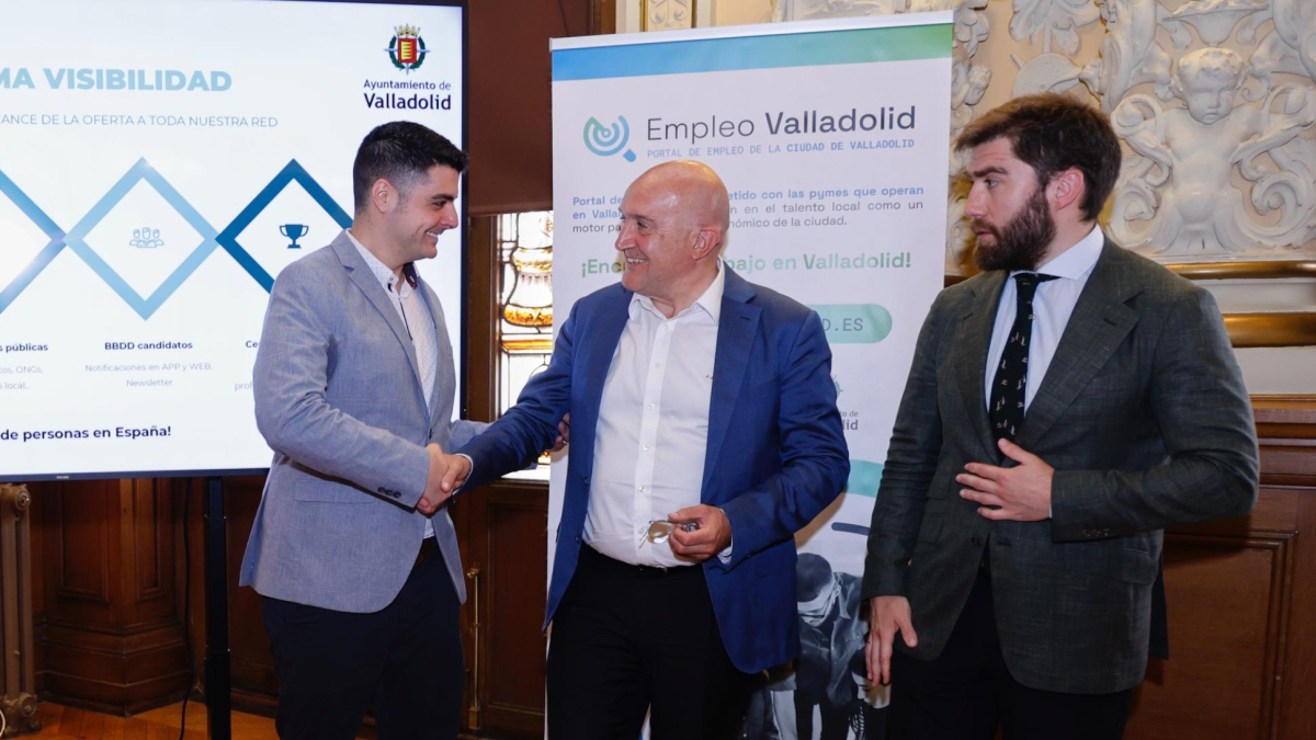 avier Pedrosa, Jesús Julio Canero y Francisco Blanco presentan el portal de empleo