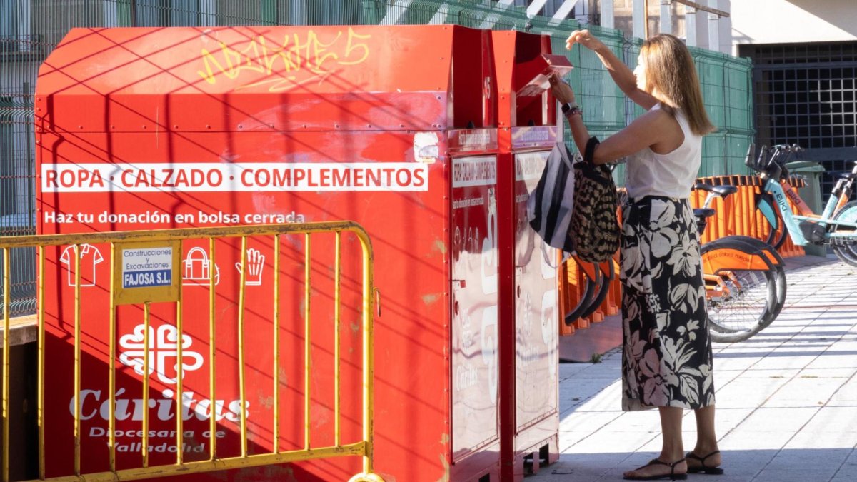 Contenedor de recogida selectiva de fracción textil