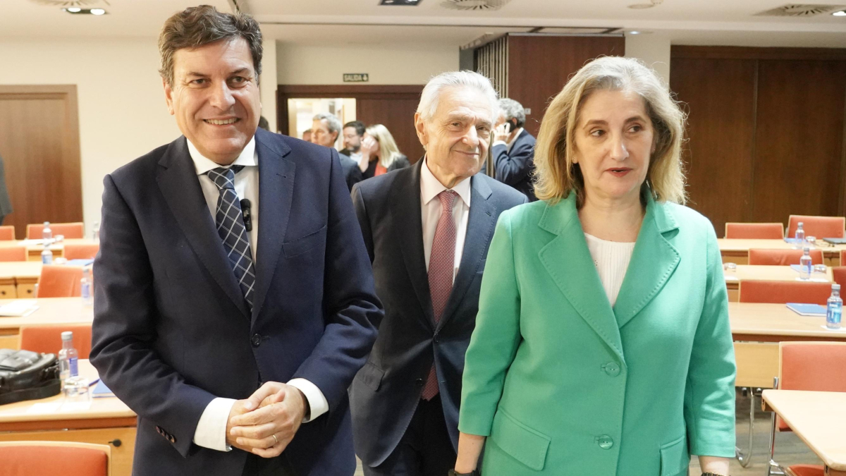 El consejero de Economía y Hacienda, Carlos Fernández Carriedo, participa en la reunión anual del Clúster de Automoción y Movilidad de Castilla y León (FACYL).