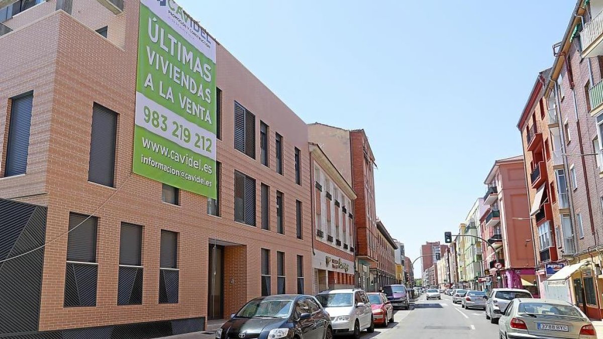 Imagen de archivo de unos pisos en venta en Valladolid.