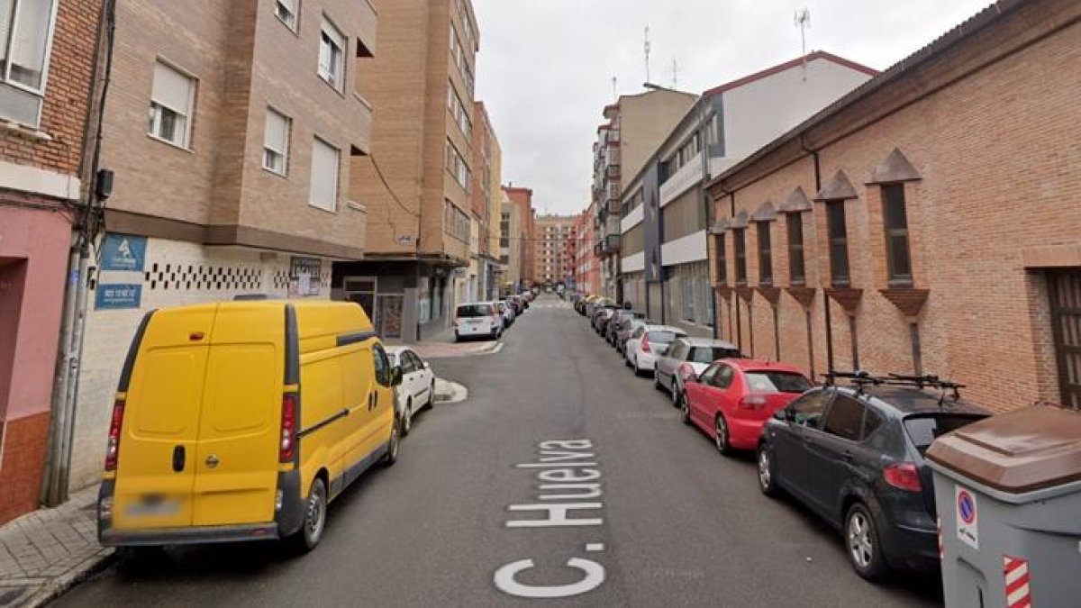 Una imagen de archivo de la calle Huelva