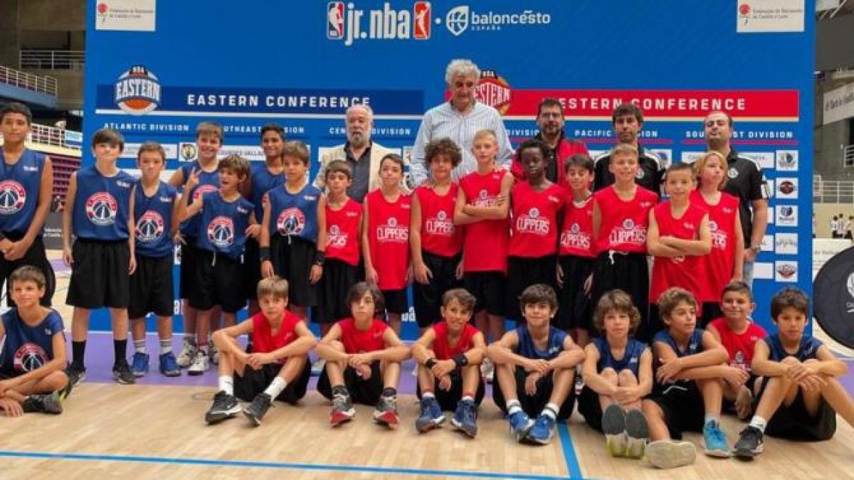 Jugadores del programa NBA Jr en Valladolid en 2023