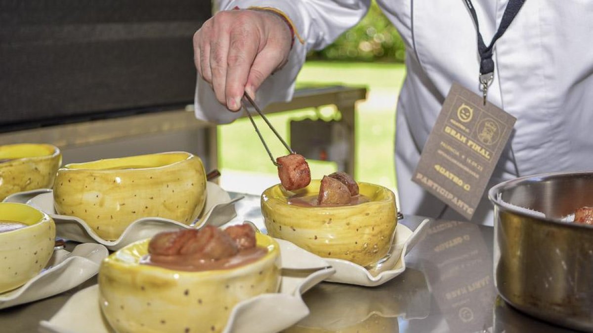 IV CONCURSO INTERNACIONAL DE PATATAS BRAVAS