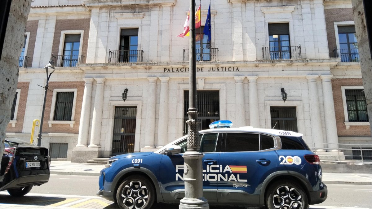La Audiencia de Valladolid ha decretado la absolución del acusado por agresión sexual a su nieta a y a una amiga de ésta.