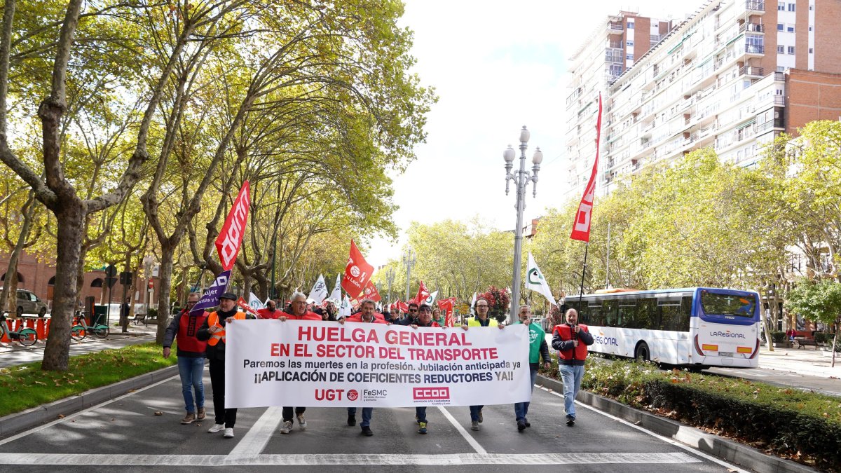 Imagen de archivo de la manifestación de AUVASA por la huelga de conductores.