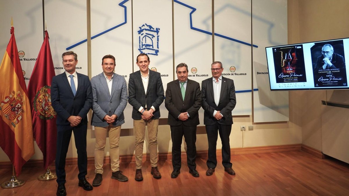 Carlos Yllera, Roberto Díez, Conrado Íscar, Rafael Sáez y Pablo Martín en la presentación de la XIV Cata Ópera Prima. 