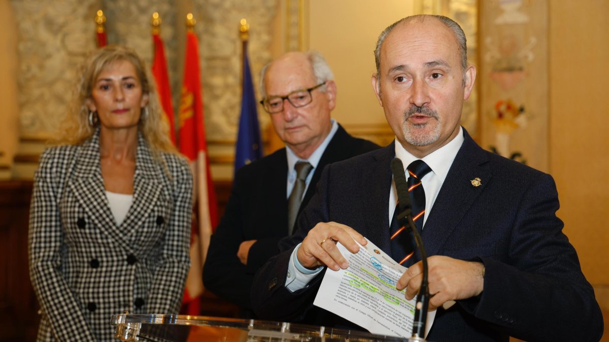 Alberto Cuadrado durante la presentación de los actos del Día Mundial de la Diabetes.
