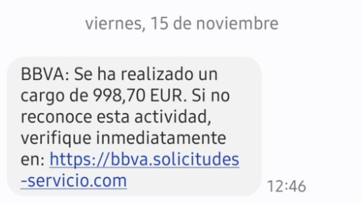Imagen de una estafa sobre un cargo en una cuenta bancaria
