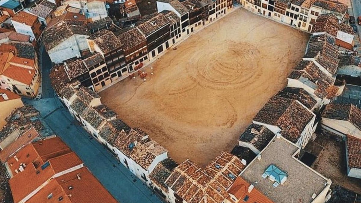 Plaza del Coso en Peñafiel.