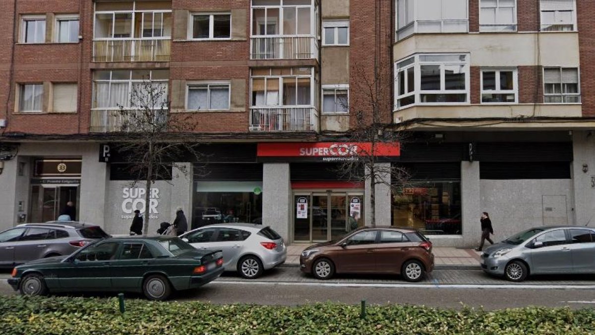Supercor de la calle Puente Colgante de Valladolid.