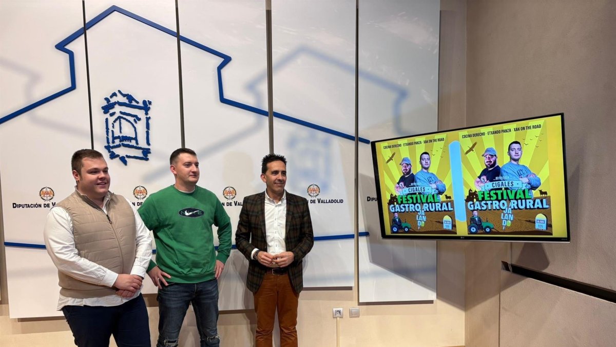 El alcalde de Cigales, Jaime Rodríguez, el influencer Engi Ignat y el diputado de Promoción Agroalimentaria y Consumo, Moisés Santana