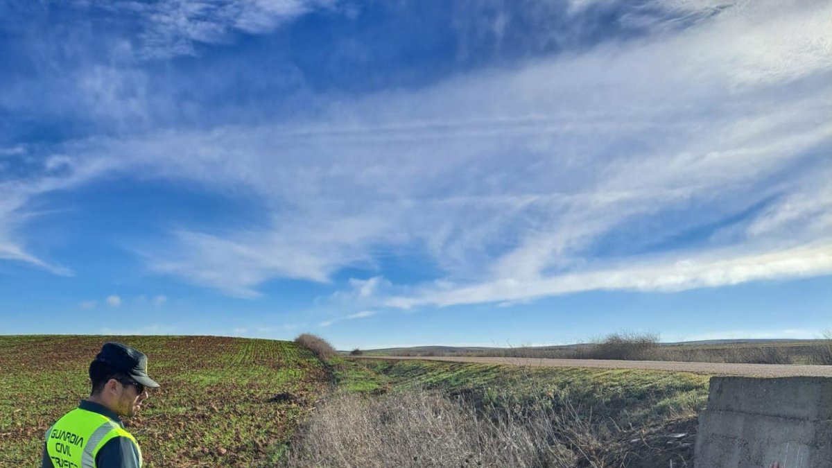 Agentes de la Guardia Civil durante las batidas en busca de Segundo González