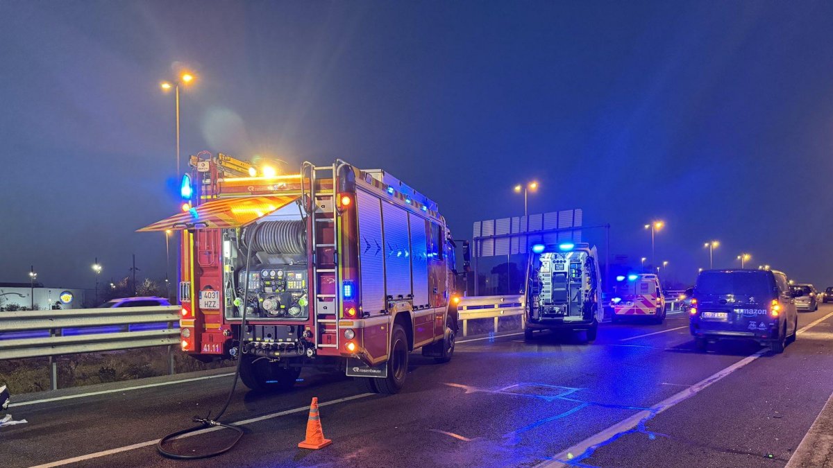 Efectivos desplazados tras el accidente en la M-50