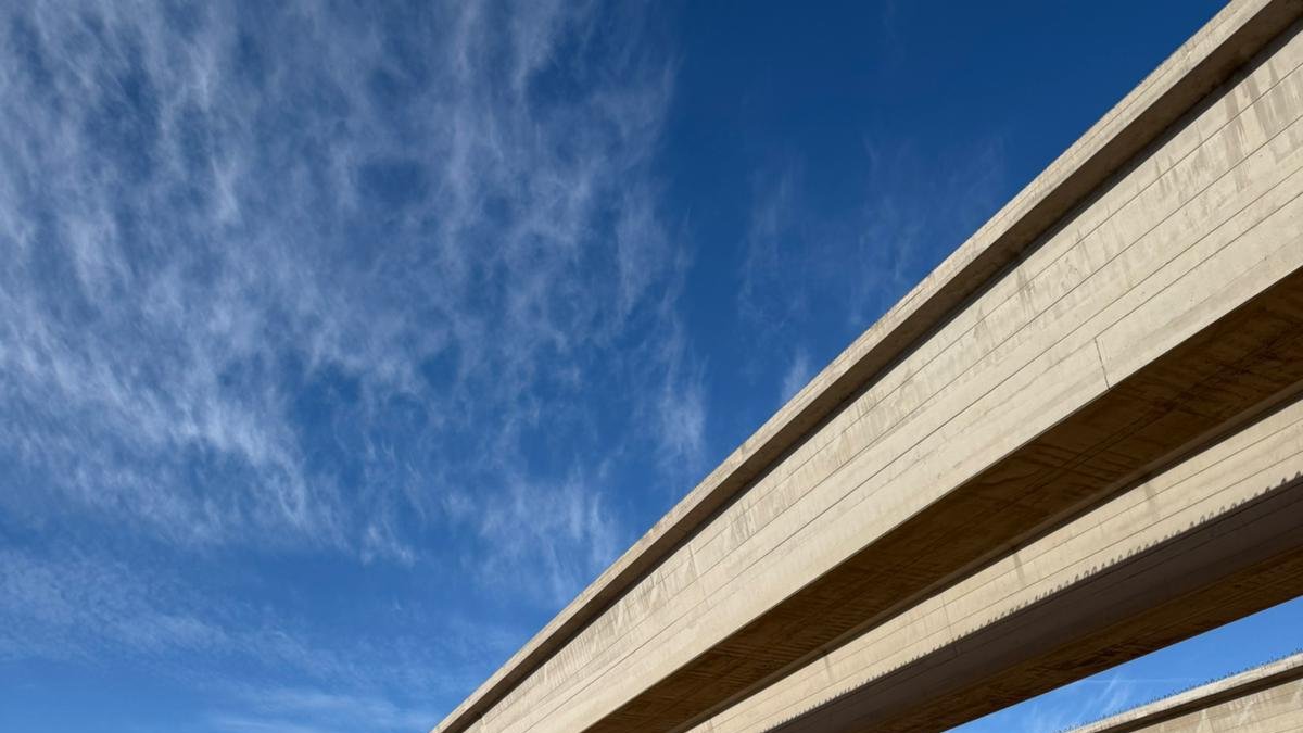 El ministro de Transportes y Movilidad Sostenible, Óscar Puente,visita las obras de la A-11