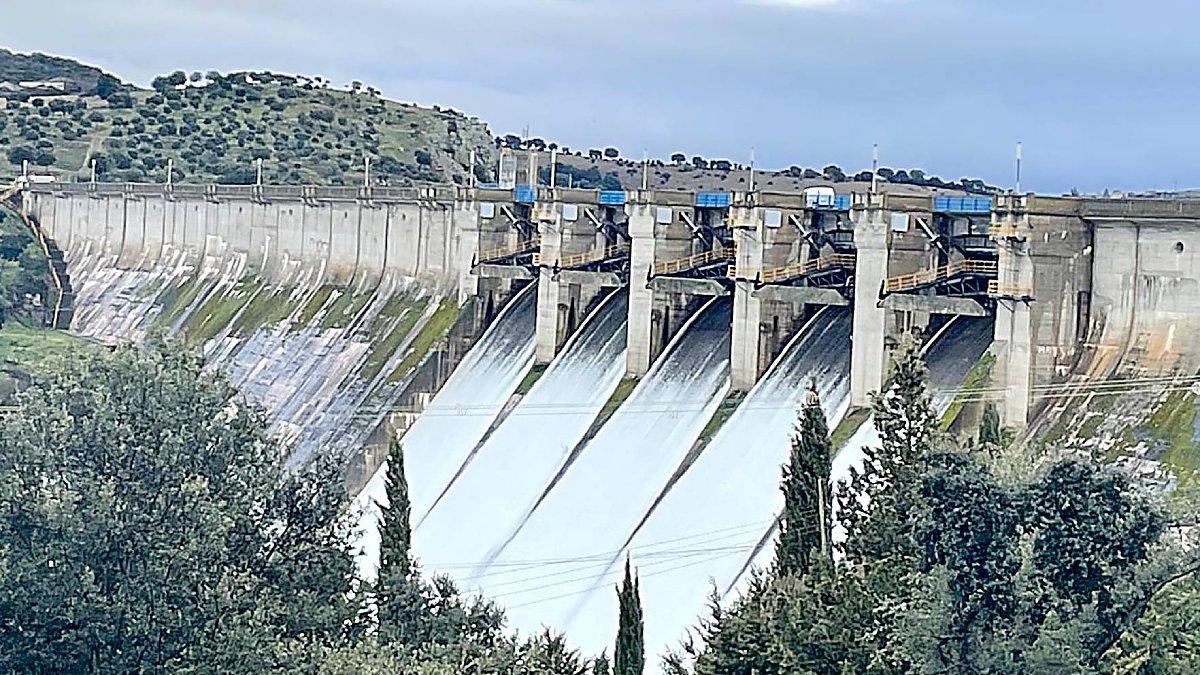 Embalse de Santa Teresa, en Salamanca, que contuvo una entrada de 550 metros cúbicos por segundo. CHD