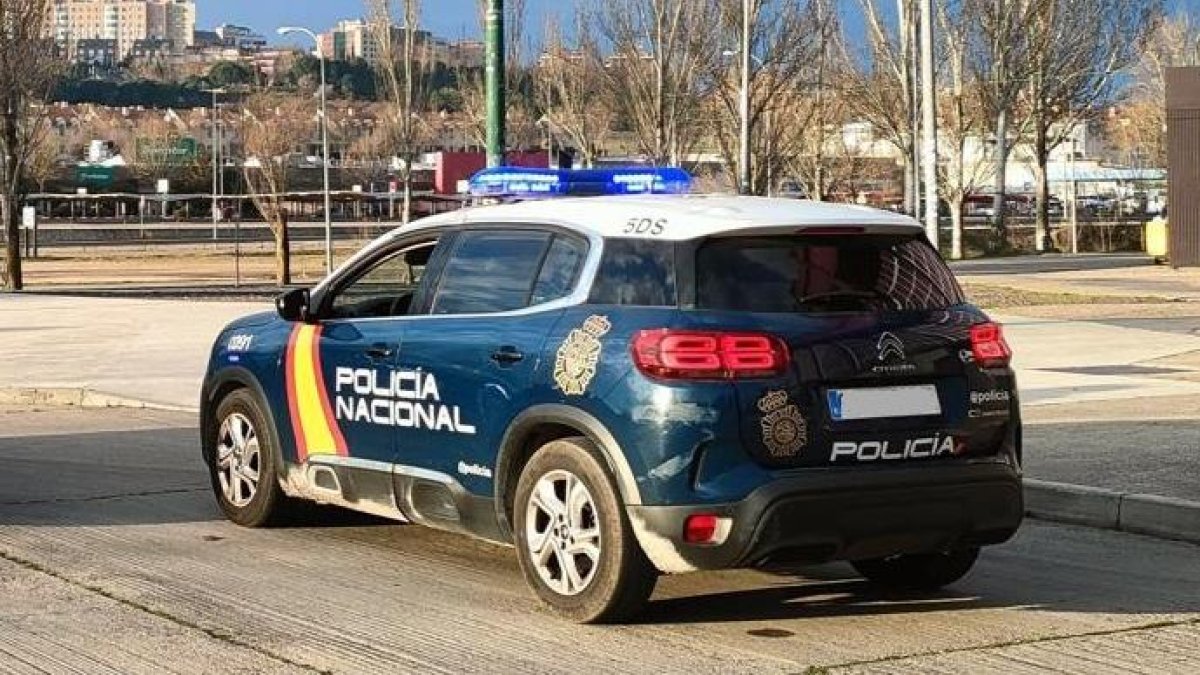 Coche de la Policía Nacional