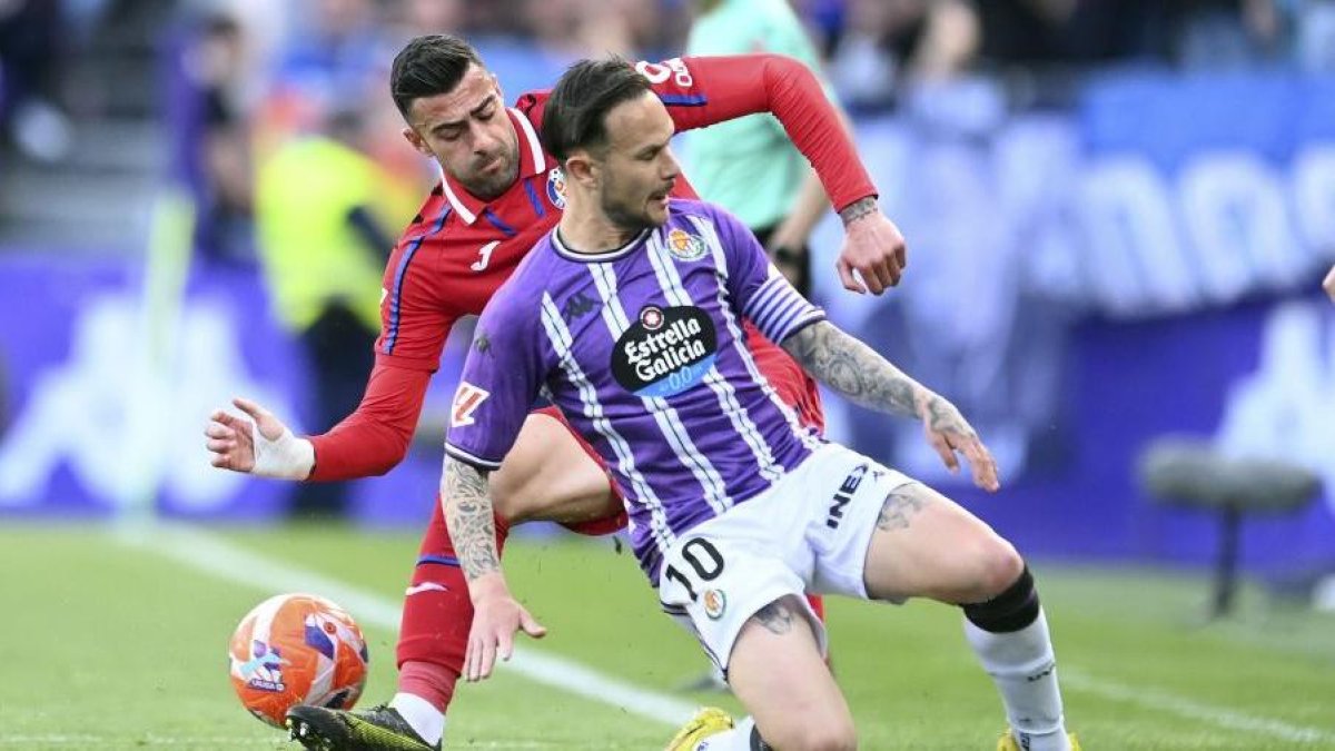 Iván Sánchez, en una acción del partido ante el Getafe.