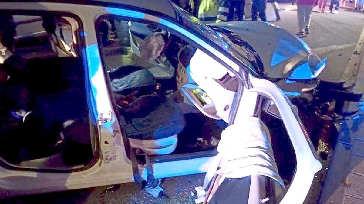 Estado de uno de los vehículos implicados en el accidente.