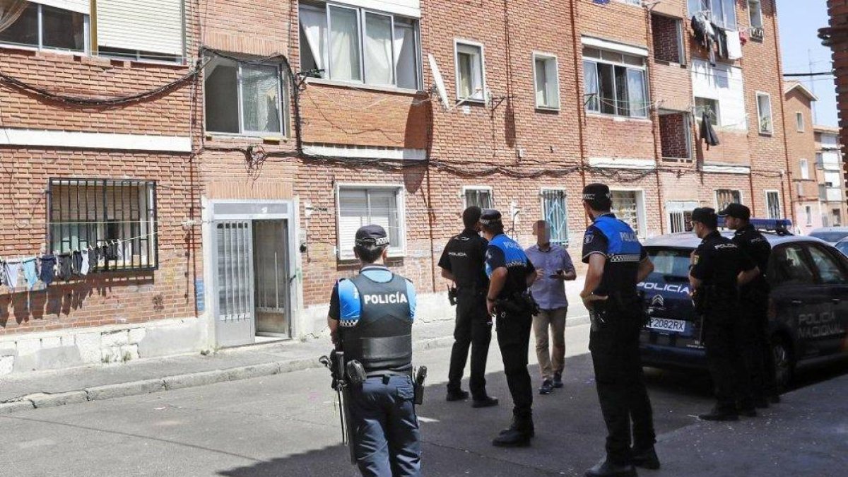 Operación de la Policía Municipal y la Nacional en Las Viudas en una imagen de archivo.