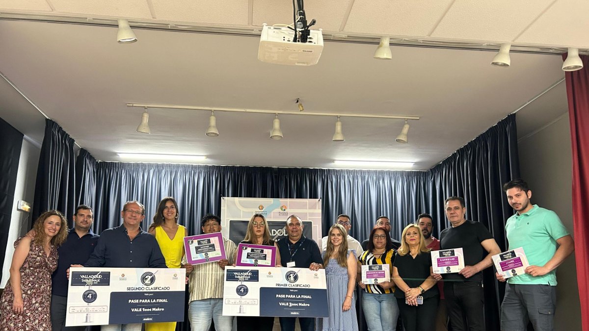 Entrega de premios a los ganadores en el Centro Cívico Esgueva.