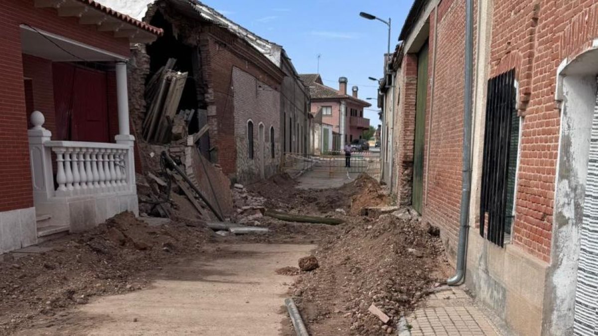 Derrumbe de la pared de una panera en Rodilana, Medina del Campo.