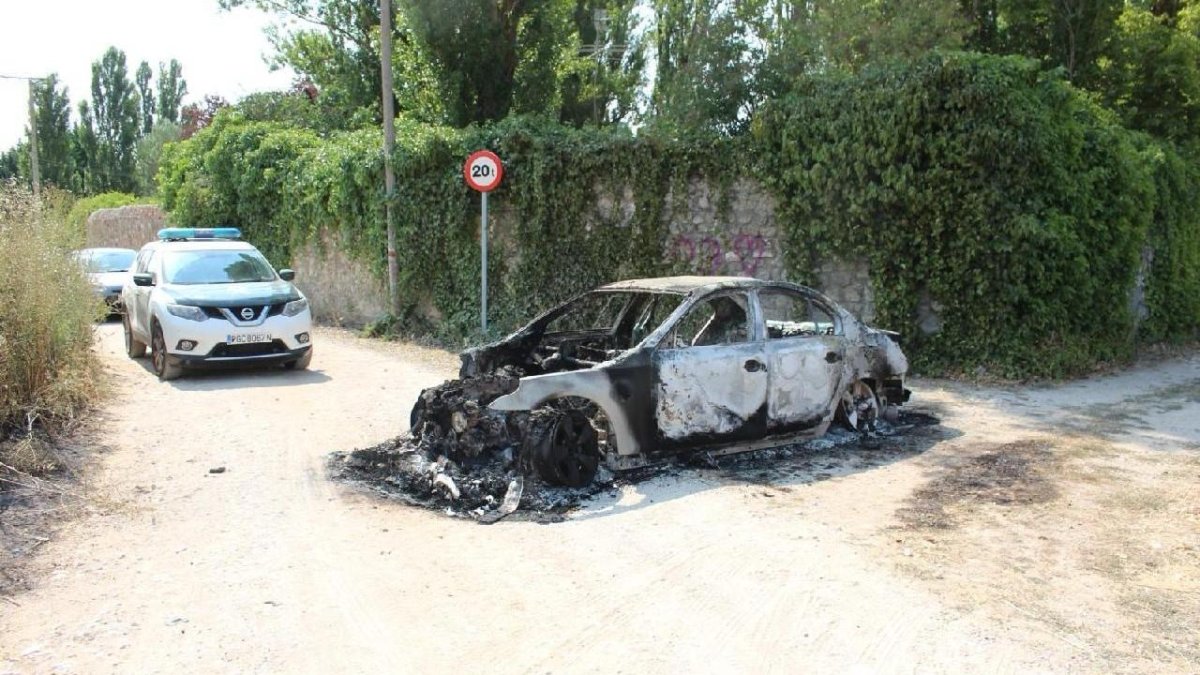 BMW robado y quemado.