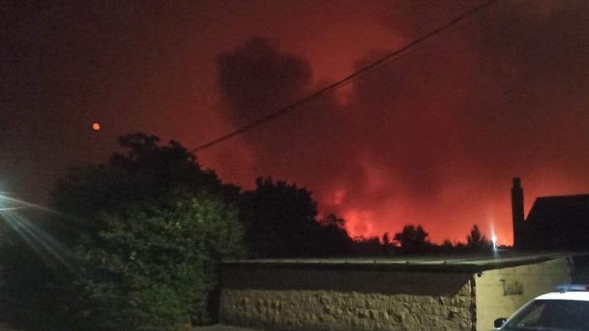 Incendio en Molezuelas de la Carballeda en Zamora.