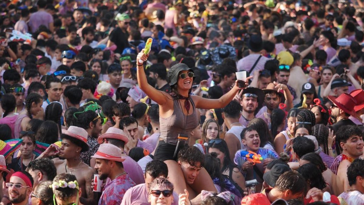 Desfile de peñas de las fiestas de Valladolid