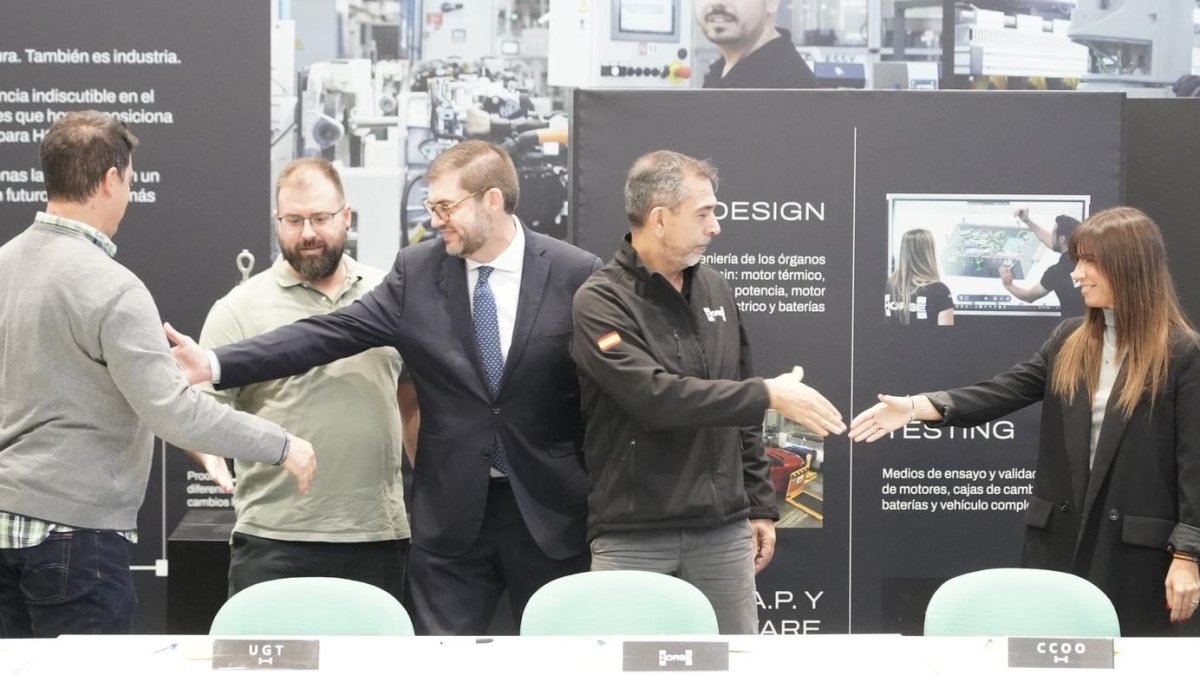 Firma del primer convenio de Horse en Valladolid.
