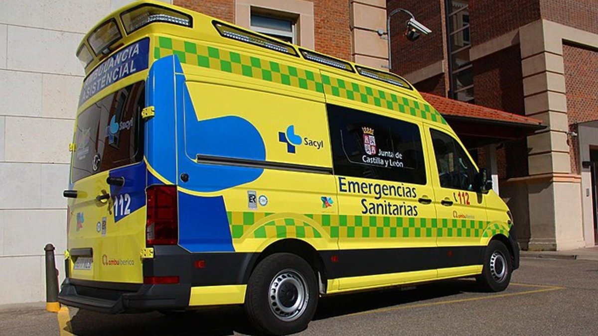 Una ambulancia del Sacyl en una imagen de archivo.