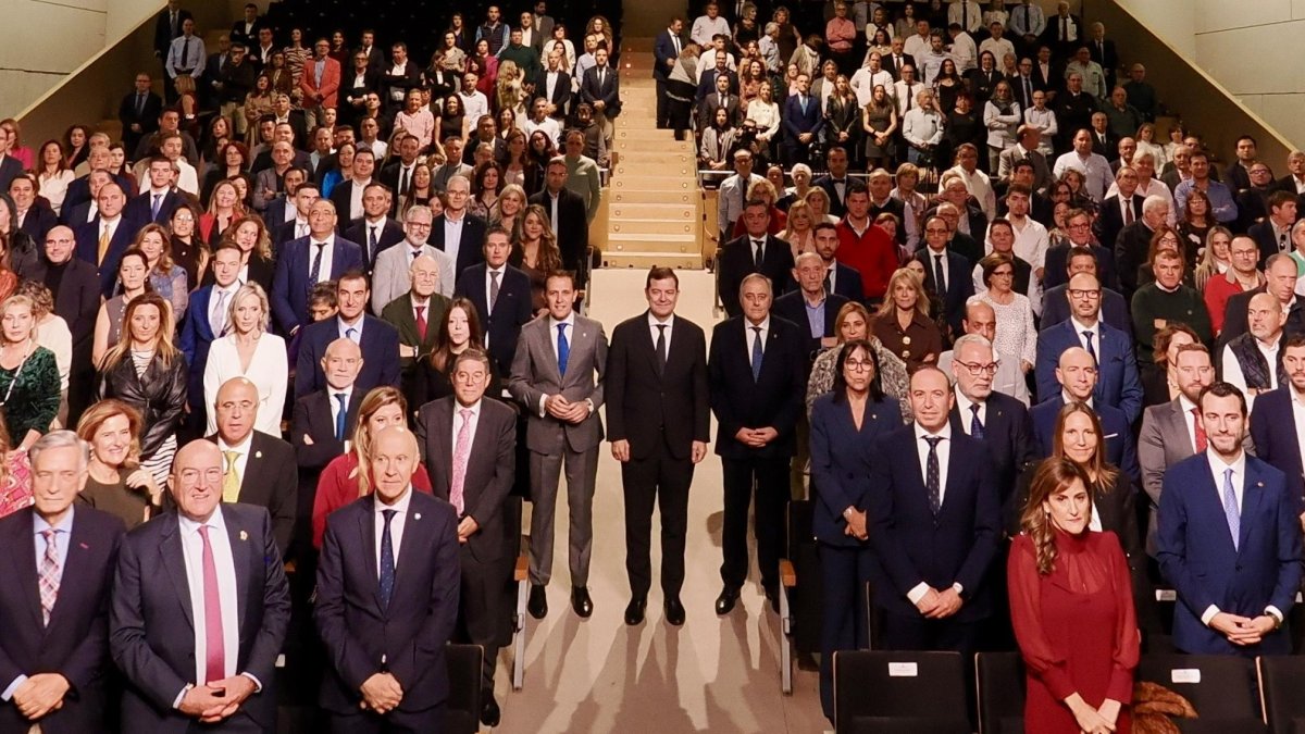 La Diputación de Valladolid celebra el Día de la Provincia 2025. El presidente de la Junta de Castilla y León, Alfonso Fernández Mañueco, clausura el acto.