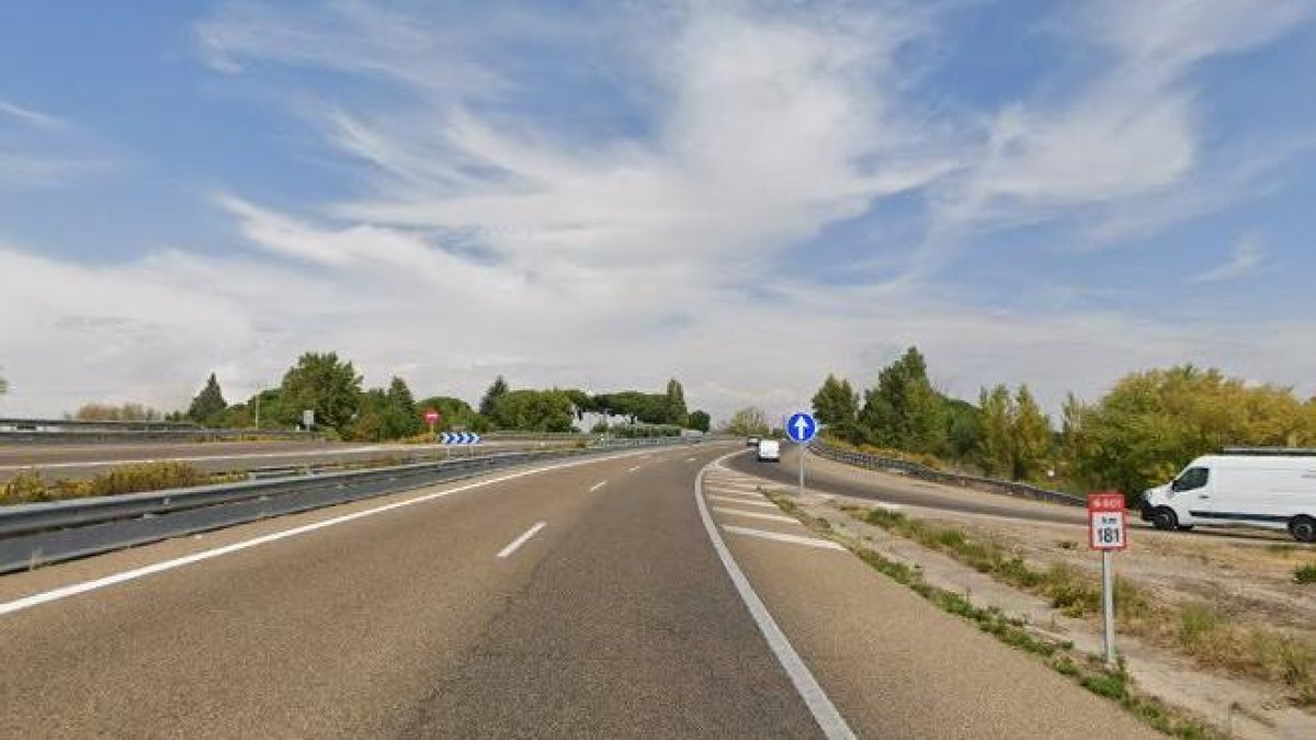 La carretera N-601, kilómetro 181, en Laguna de Duero