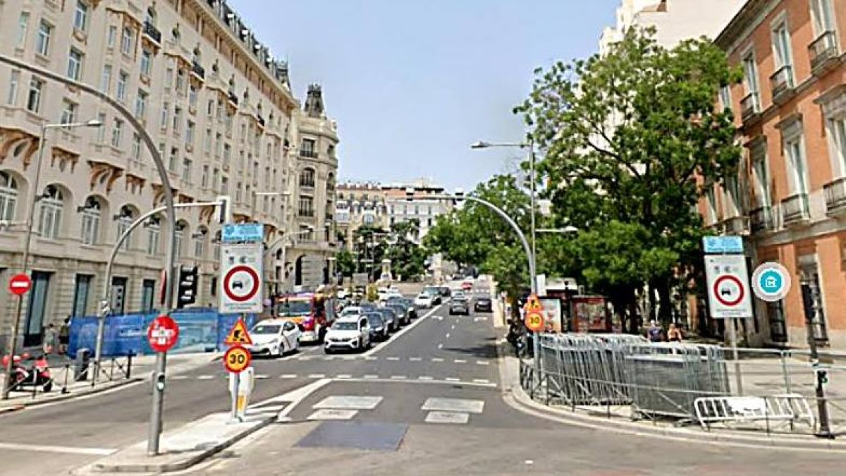 Zona en la que se ubican los áticos de Puente y Redondo, entre el Paseo del Prado y el Congreso de los Diputados.