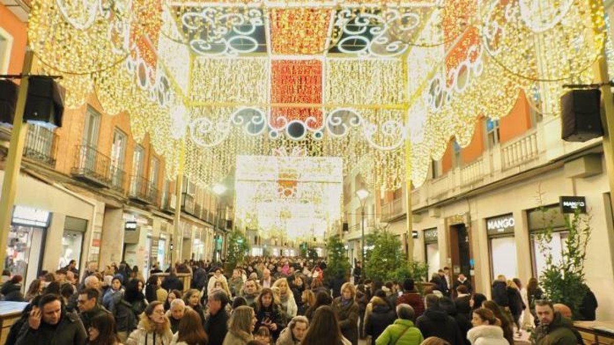 Valladolid enciende la Navidad.
