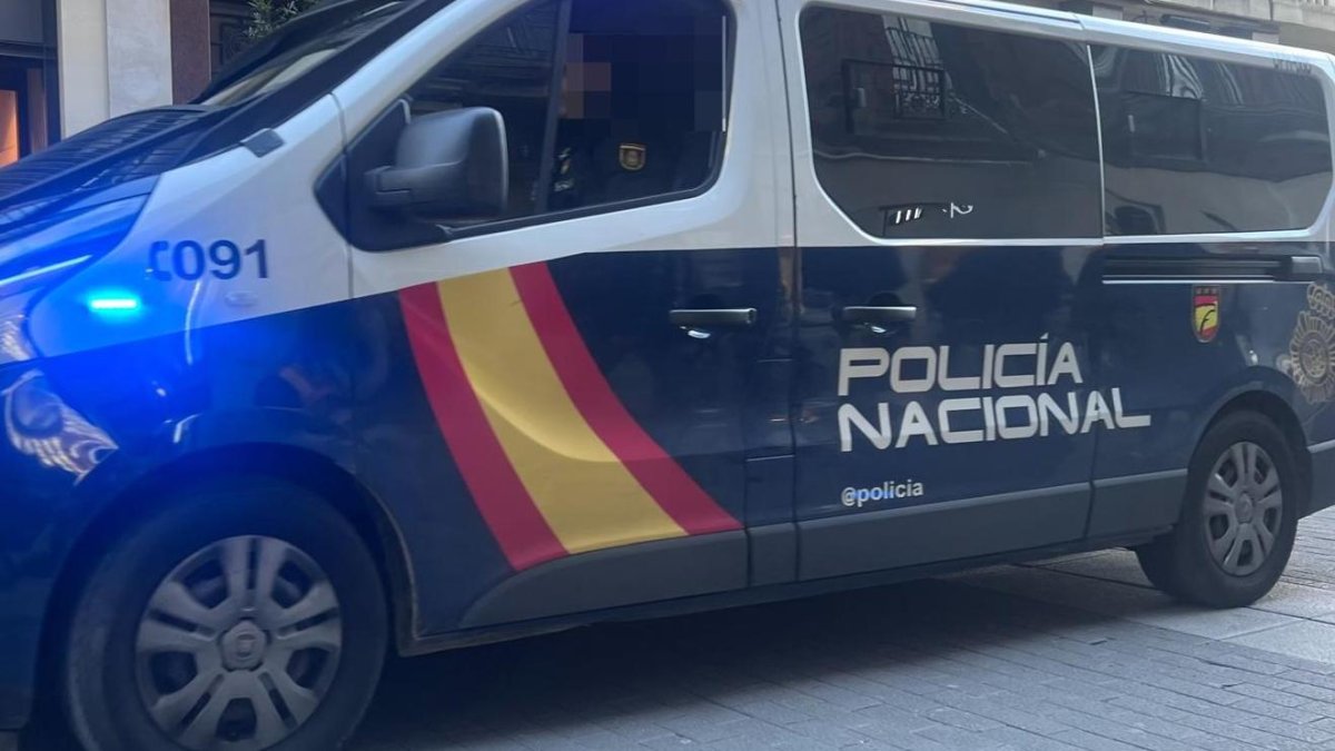 Un furgón de la Policía Nacional en una imagen de archivo. 