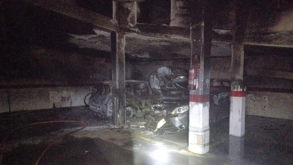 Intervención en un incendio de un garaje en Medina del Campo.