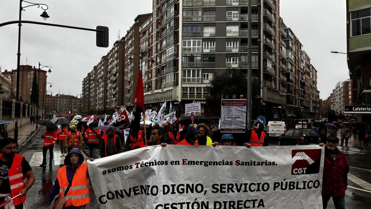 Cabecera de la manifestación del sector de transporte sanitario.