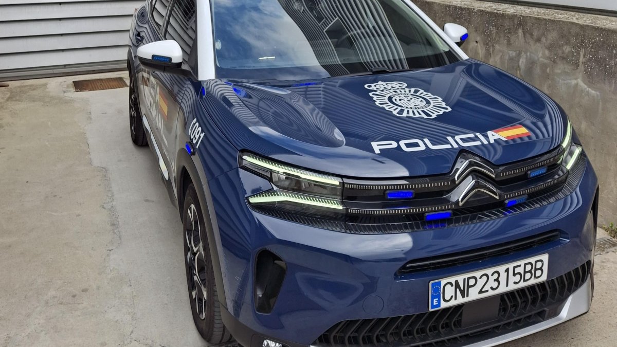 Vehículo de la Policía Nacional.