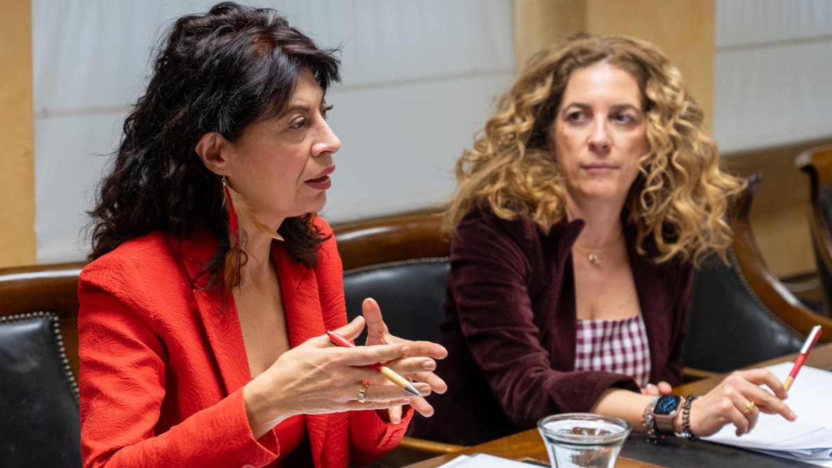 La ministra de Igualdad, Ana Redondo, mantiene una reunión con la jefa de la Unidad de Coordinación contra la violencia sobre la mujer de Castilla y León