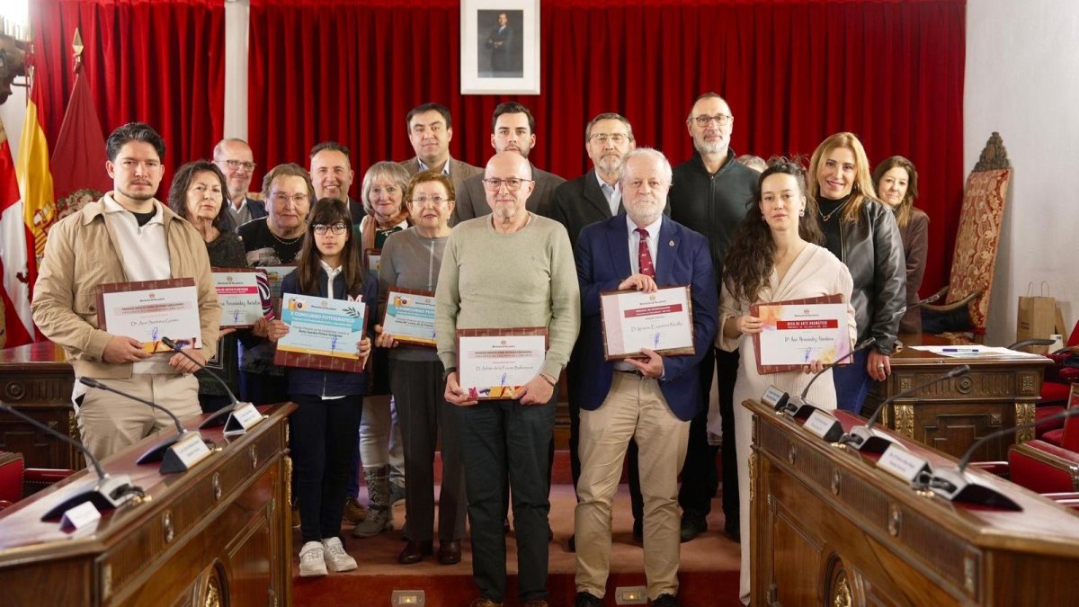 Entrega de Premios y Becas 2025
