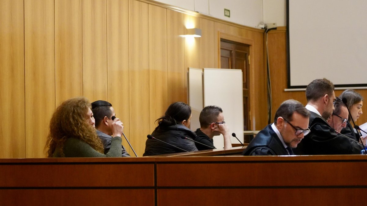 Primera jornada del juicio contra una red criminal dedicada la trata de mujeres con fines de prostitución.