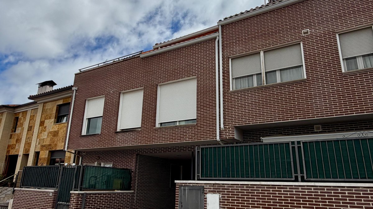 Casa okupada en el barrio Las Flores de Valladolid.