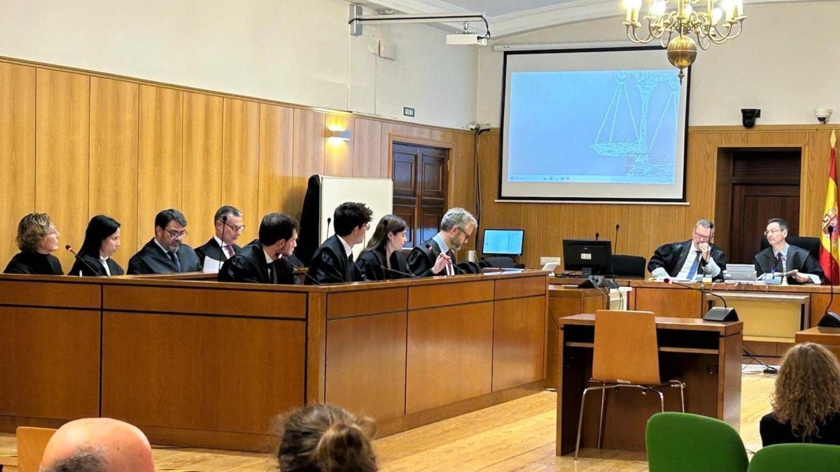 Imagen de una de las sesiones del juicio por el caso ataúdes en la Audiencia de Valladolid.ñ 

POLITICA CASTILLA Y LEÓN ESPAÑA EUROPA VALLADOLID JUSTICIA